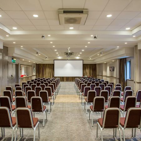 Crowne Plaza Leeds By Ihg Hotel Exterior photo